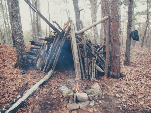 5 dicas vitais em caso de acampamentos (ou apocalipse zumbi)