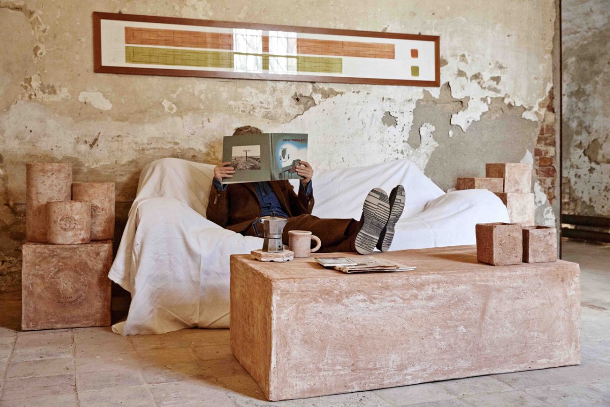 Movei ecologico ao feito partir coco vaca