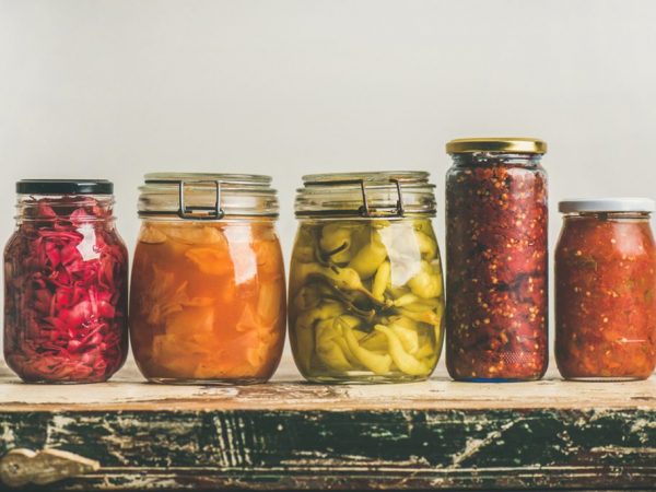 Aprenda como conservar alimentos orgânicos para o ano inteiro