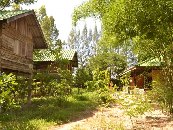 Rak Tamachat – Um exemplo de comunidade sustentável na Tailândia