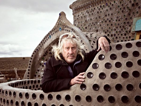 Conheça as Earthships: As casas sustentáveis e autônomas de Michael Reynolds