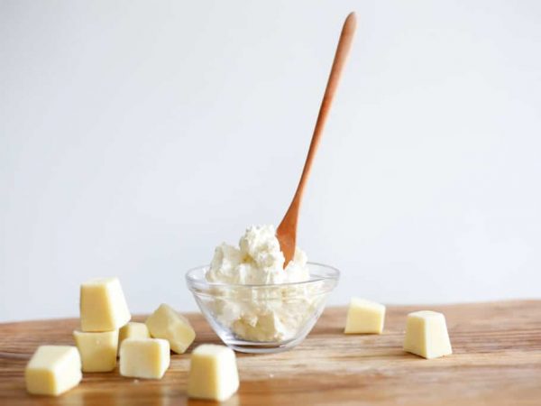 3 receitas de creme hidratante natural