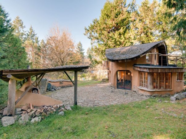 10 lugares ecológicos incríveis pelo mundo para você passar a noite