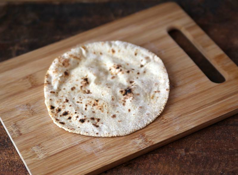 Chapati vegano de aveia que vira pizza