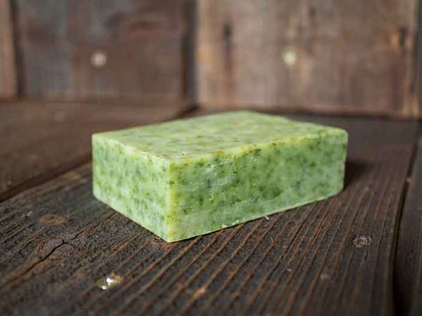 Receita de sabonete de salsa para eliminar manchas de pele