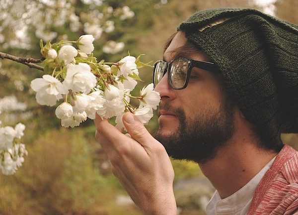 O segredo da felicidade é ver beleza em tudo (mesmo nas coisas feias)