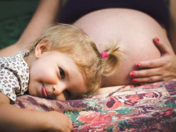 3 contas no Instagram sobre maternidade com amor e sinceridade