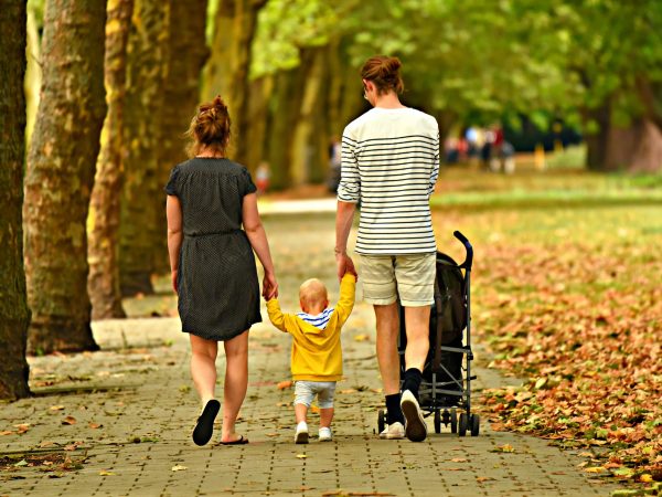 7 razões para levar seus filhos para uma caminhada