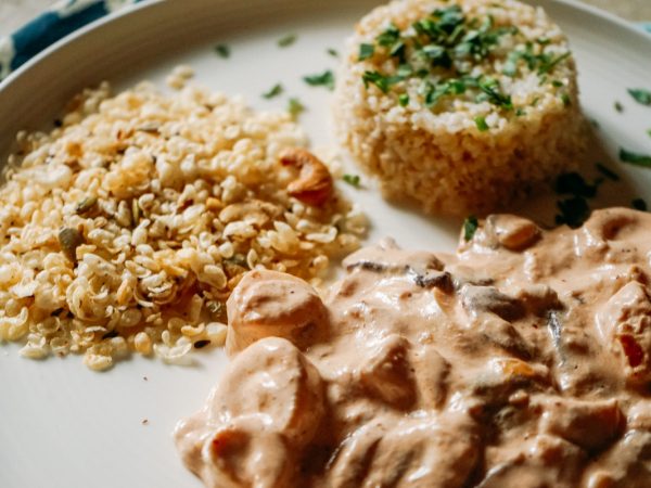 Saiba como fazer estrogonofe vegano