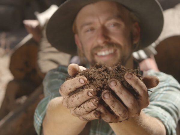 Netflix: Solo Fértil (Kiss the Ground) regenerando a esperança