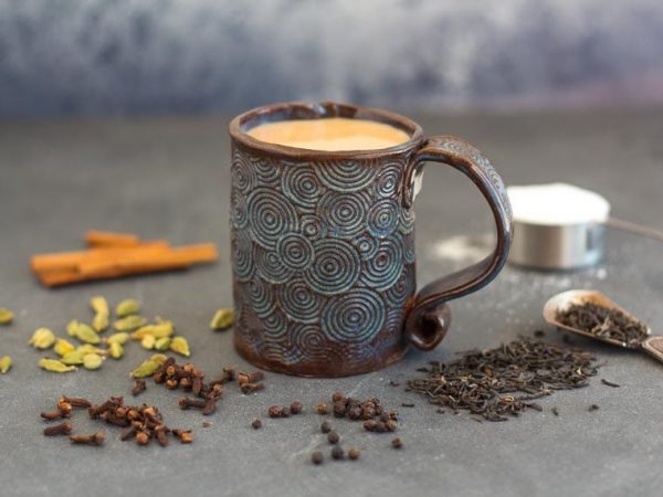 Aprenda preparar Masala Chai – chá de especiarias indiano