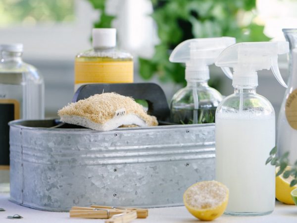 8 receitas de produtos de limpeza ecológicos para fazer em casa